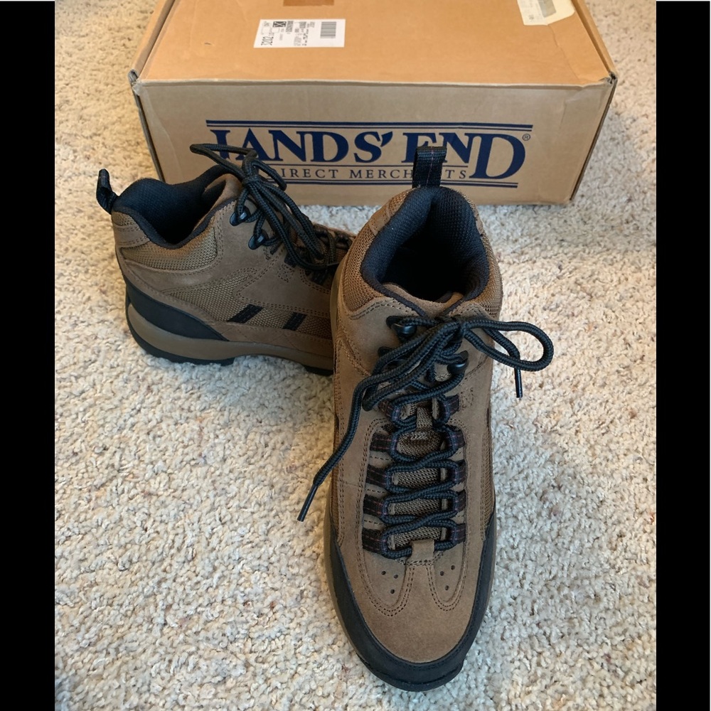 🥾 Land’s End hiking boots, Size 7